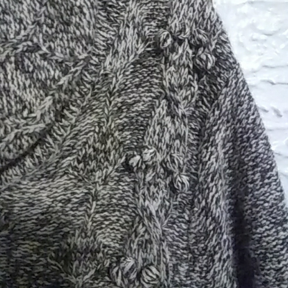 Chunky Sweater - Picture 5 of 7